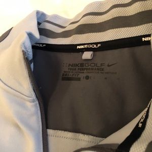 Nike thermal long sleeve golf lightweight jacket